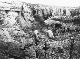 Photo: Hydraulic mining at Malakoff Diggins, 1871