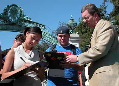 Secretary of State Kevin Shelley registers student voters