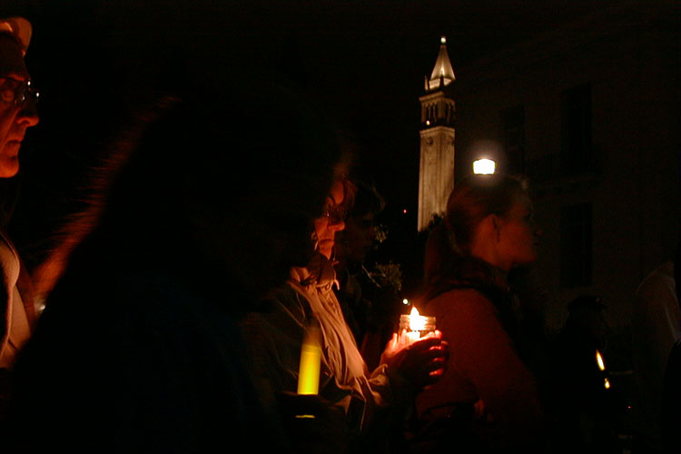 Anti-war candlelight vigil on Sproul Plaza.